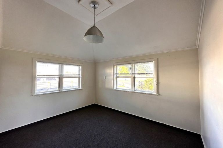 Photo of property in 2 White Street, Whanganui East, Whanganui, 4500