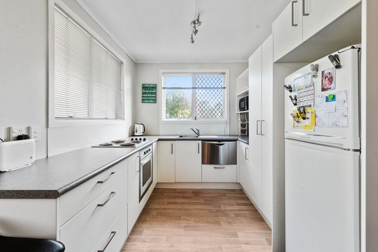 Photo of property in 1/4 Standish Street, New Plymouth, 4310