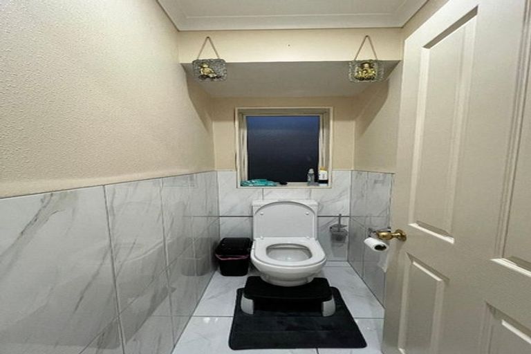 Photo of property in 5 Mattalie Place, Manurewa, Auckland, 2105