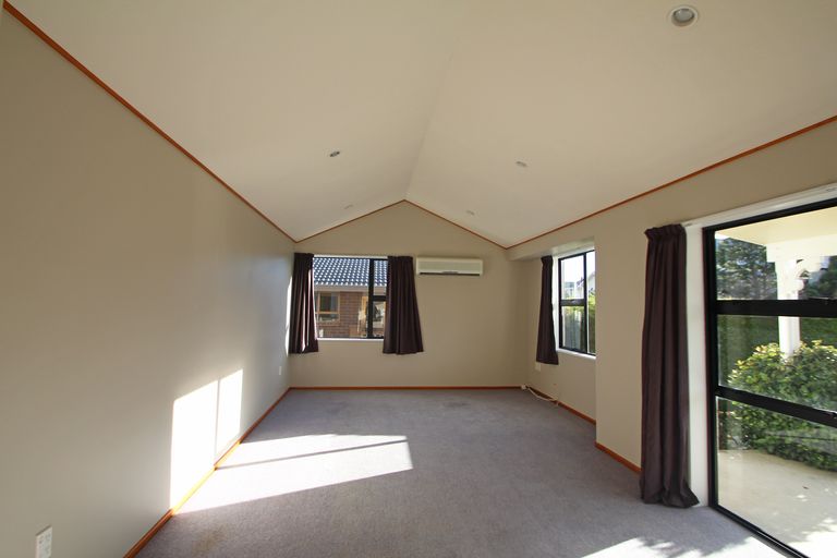Photo of property in 22 Leven Street, South Hill, Oamaru, 9400