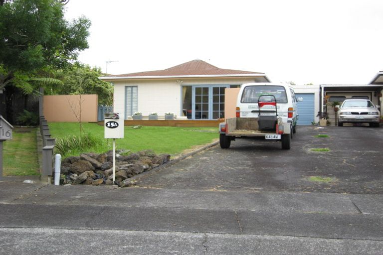 Photo of property in 1/15 Claresholm Place, Mangere Bridge, Auckland, 2022
