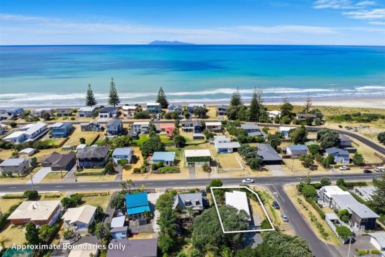 Photo of property in 80 Seaforth Road, Waihi Beach, 3611
