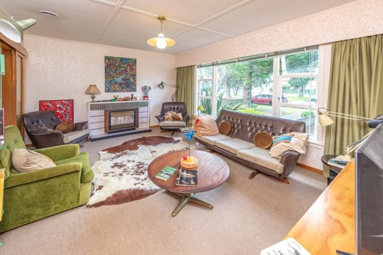 Photo of property in 43 Manuka Street, Castlecliff, Whanganui, 4501