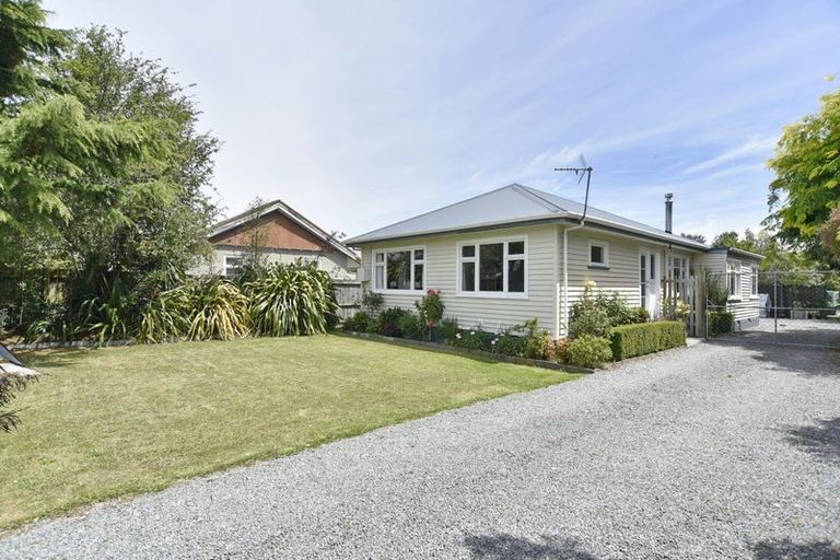 Photo of property in 25 Akaroa Street, Kaiapoi, 7630