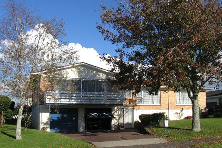 Photo of property in 9 Sea Spray Drive, Bucklands Beach, Auckland, 2012