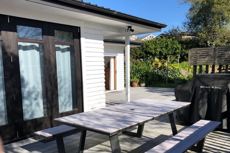 Photo of property in 14 Simla Avenue, Havelock North, 4130