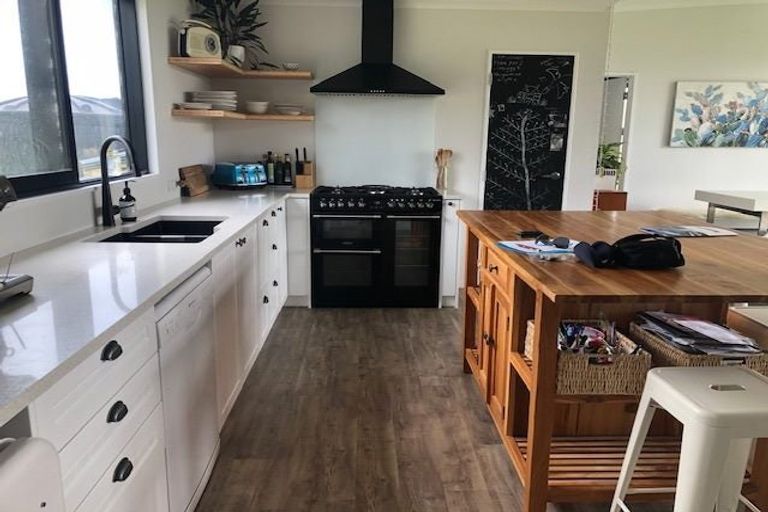 Photo of property in 34 Admiral Road, Gladstone, Masterton, 5883