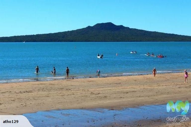 Photo of property in 5 Aramoana Avenue, Devonport, Auckland, 0624