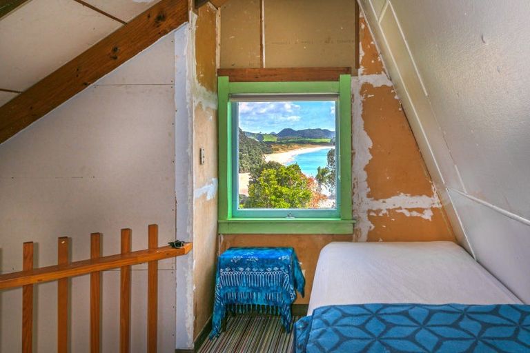 Photo of property in 69 Pye Place, Hot Water Beach, Whitianga, 3591