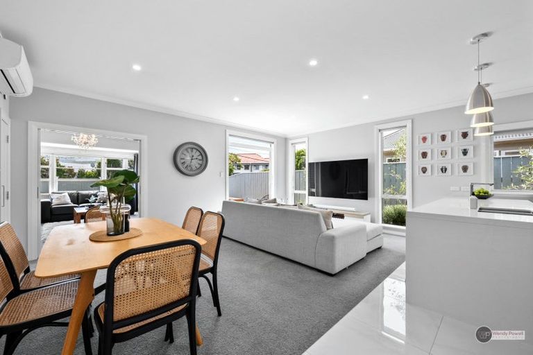 Photo of property in 77 Pilmuir Street, Hutt Central, Lower Hutt, 5010