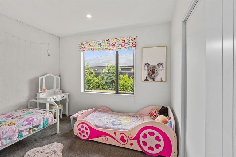 Photo of property in 22 Gilchrist Place, Kaiapoi, 7630