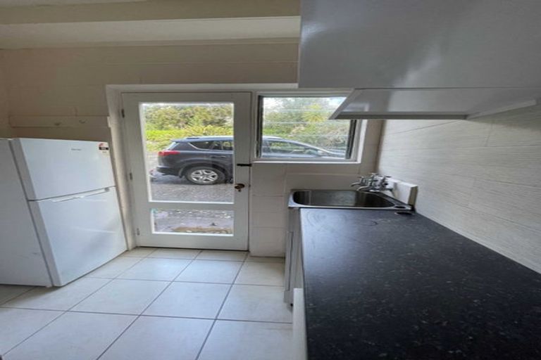 Photo of property in 61a West Coast Road, Glen Eden, Auckland, 0602