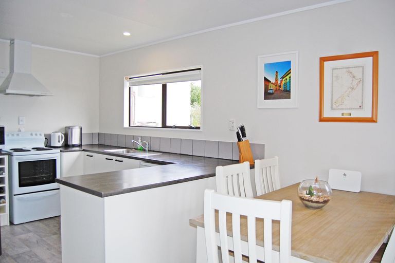 Photo of property in 9 Settlement Road, Kaiwaka, 0573