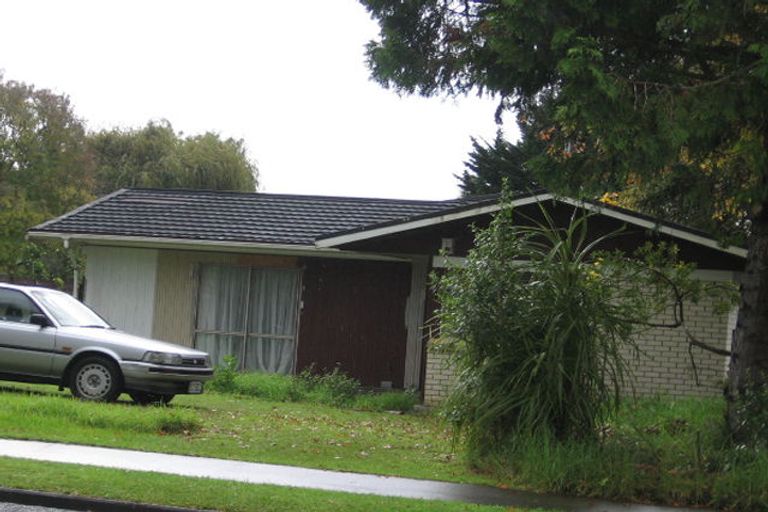 Photo of property in 50 Kurnell Drive, Botany Downs, Auckland, 2010