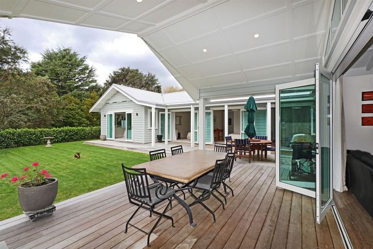 Photo of property in 15 Margaret Avenue, Havelock North, 4130