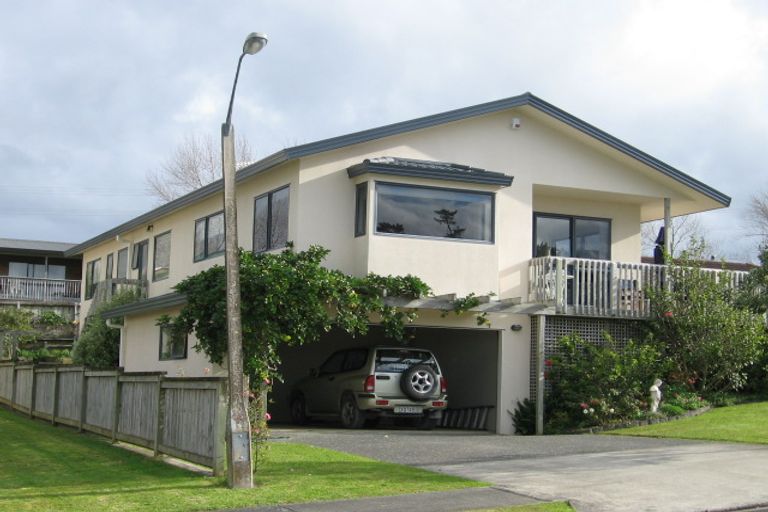 Photo of property in 5 Brampton Road, Snells Beach, 0920