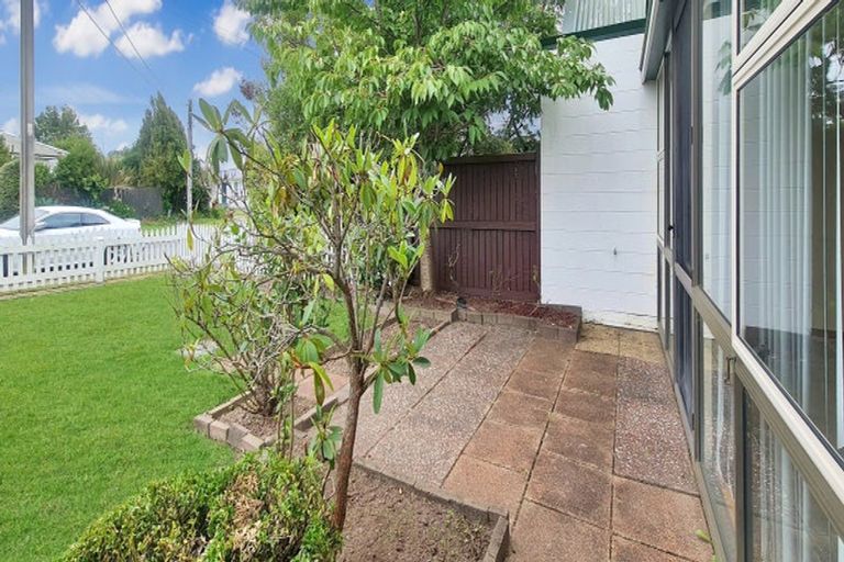 Photo of property in 13a Harris Street, Marton, 4710