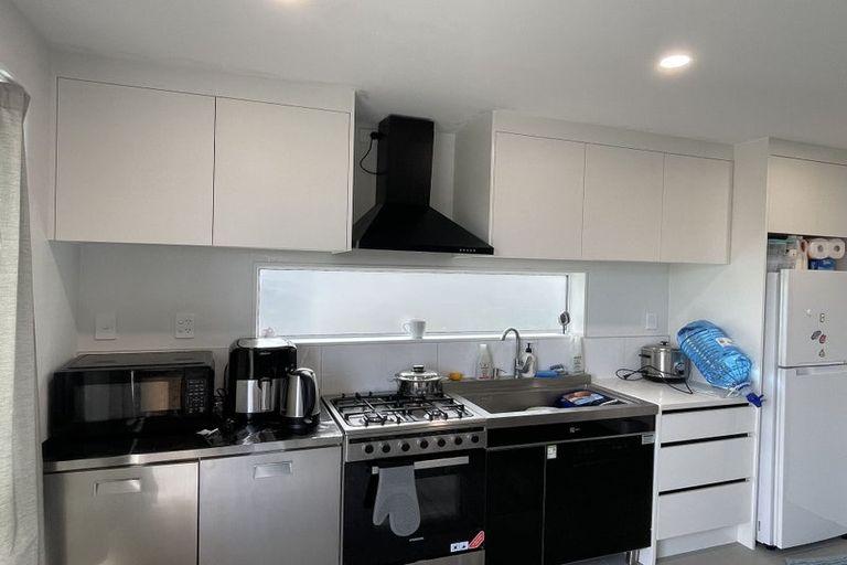 Photo of property in 73d Oraha Road, Kumeu, 0892