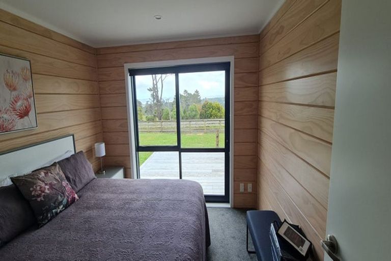 Photo of property in 1400 Kaipara Coast Highway, Kaukapakapa, 0984