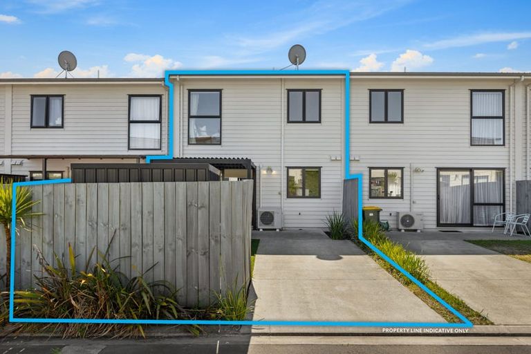 Photo of property in 64 Whenuapai Drive, Whenuapai, Auckland, 0618