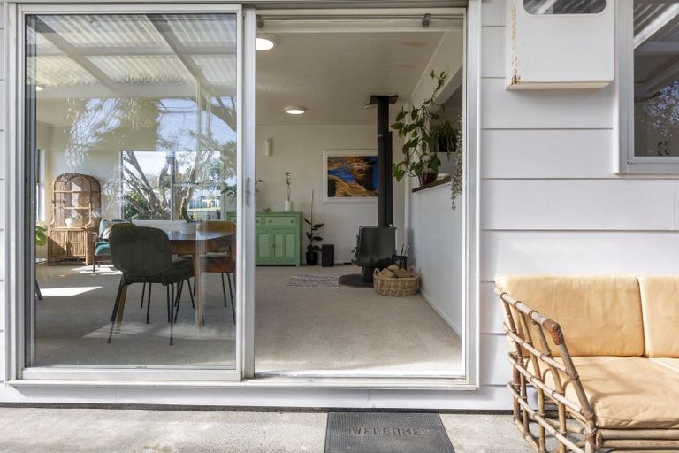 Photo of property in 19 Carey Street, Waitara, 4320