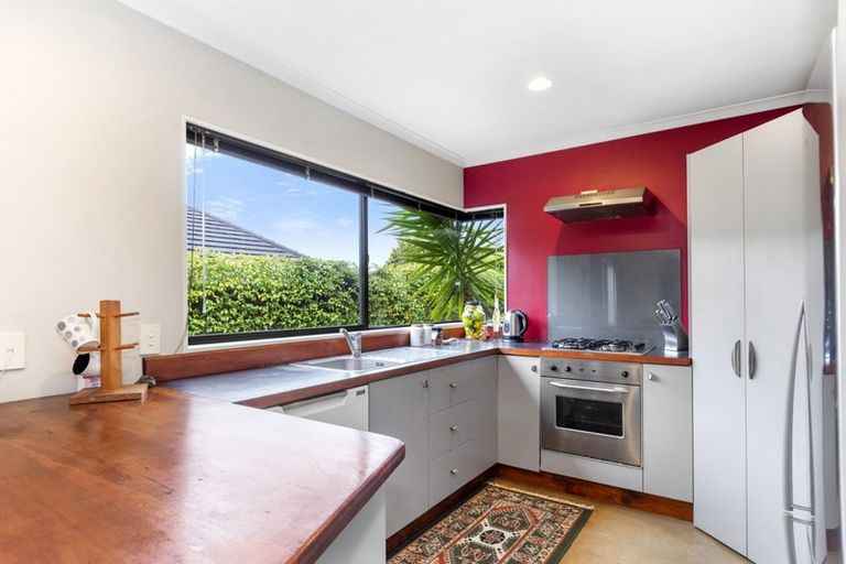 Photo of property in 43 Kinloch Drive, Bethlehem, Tauranga, 3110