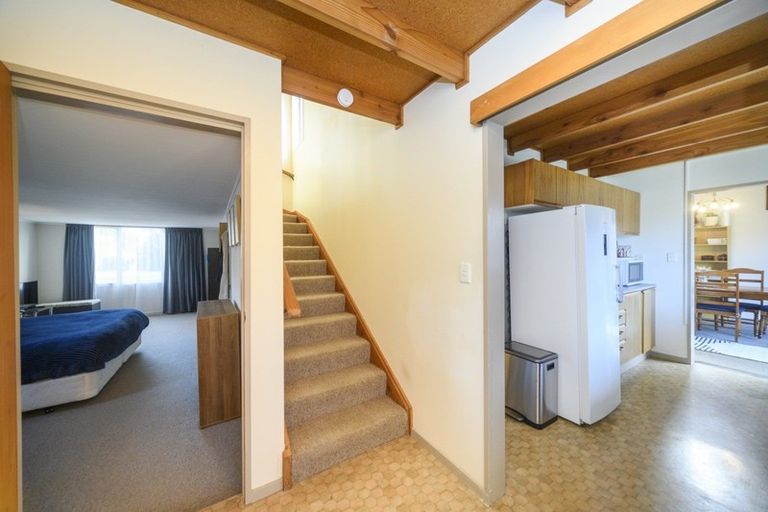 Photo of property in 3 Dampier Avenue, Awapuni, Palmerston North, 4412