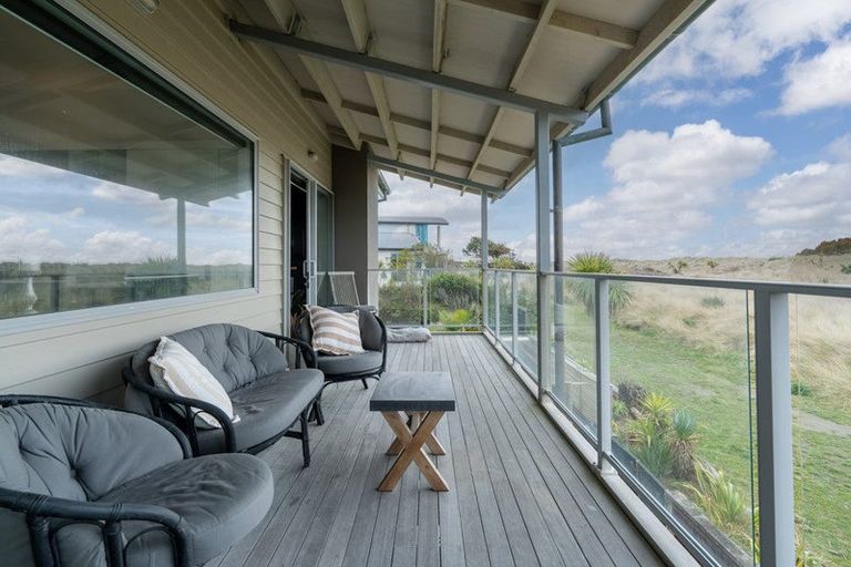 Photo of property in 9 Neptune Place, Waimairi Beach, Christchurch, 8083