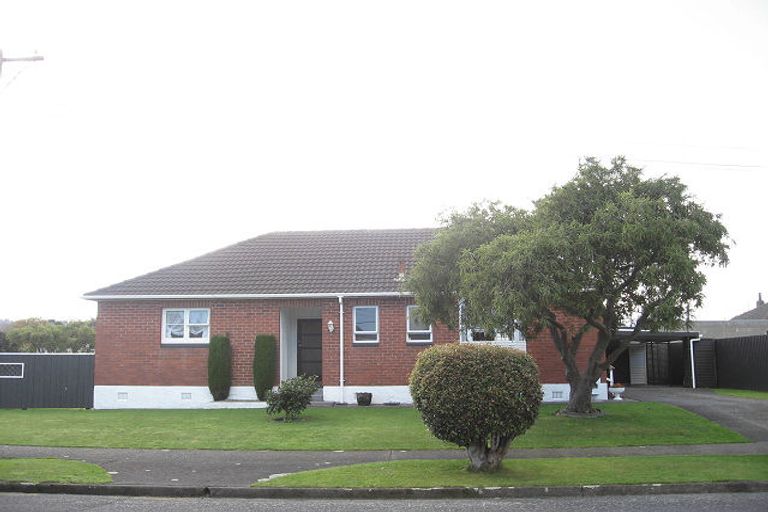 Photo of property in 11 Pilcher Crescent, Naenae, Lower Hutt, 5011