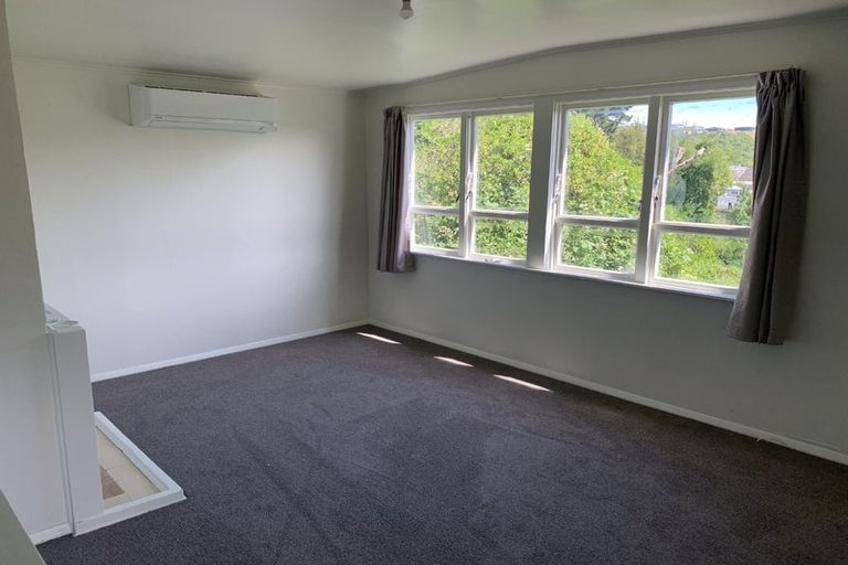 Photo of property in 148-152 Champion Street, Cannons Creek, Porirua, 5024