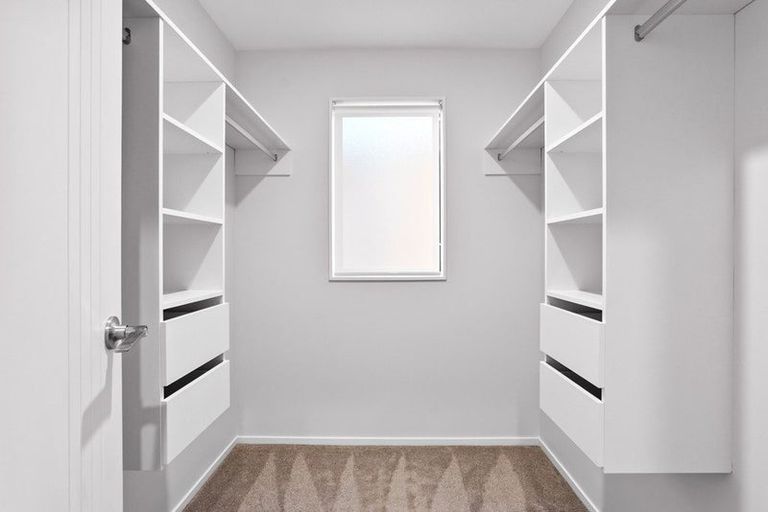 Photo of property in 112b Hutchinson Avenue, New Lynn, Auckland, 0600