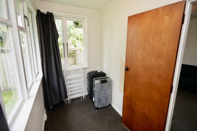 Photo of property in 9 Manawatu Street, Hokowhitu, Palmerston North, 4410