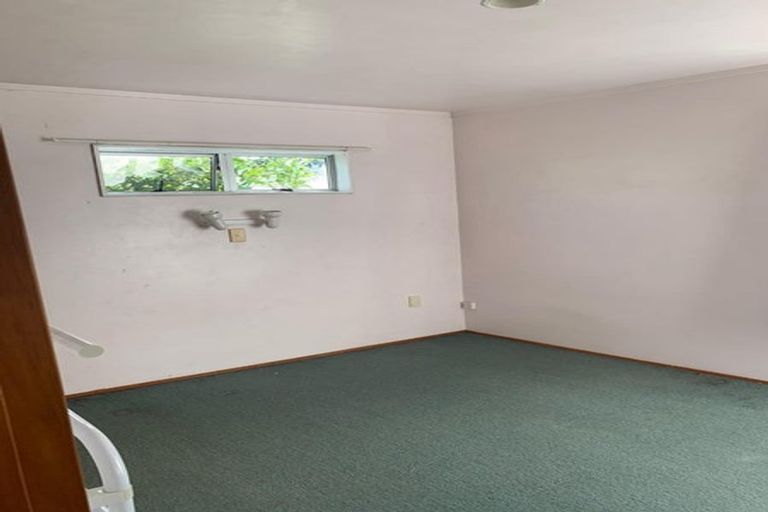 Photo of property in 8 Devonshire Road, Unsworth Heights, Auckland, 0632