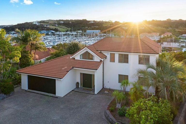 Photo of property in 62 Voyager Drive, Gulf Harbour, Whangaparaoa, 0930