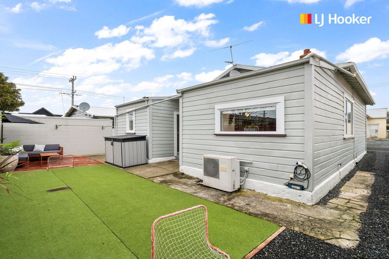 Photo of property in 81 Wesley Street, South Dunedin, Dunedin, 9012