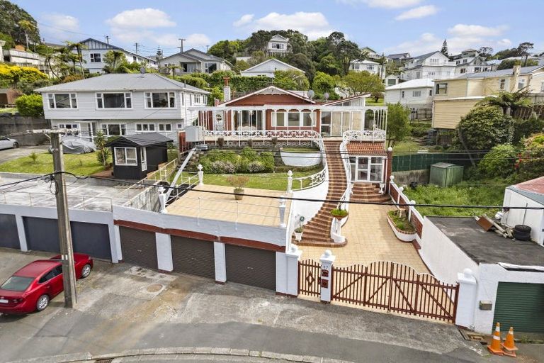 Photo of property in 97 Farnham Street, Mornington, Wellington, 6021