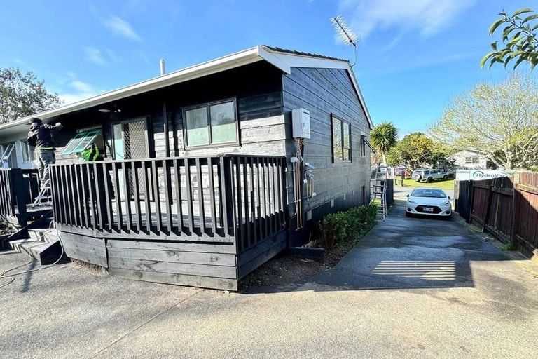 Photo of property in 4/60 Moncrieff Avenue, Clendon Park, Auckland, 2103