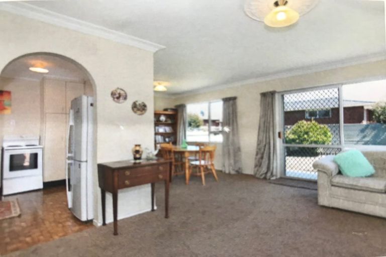 Photo of property in 101c Church Street, West End, Palmerston North, 4412