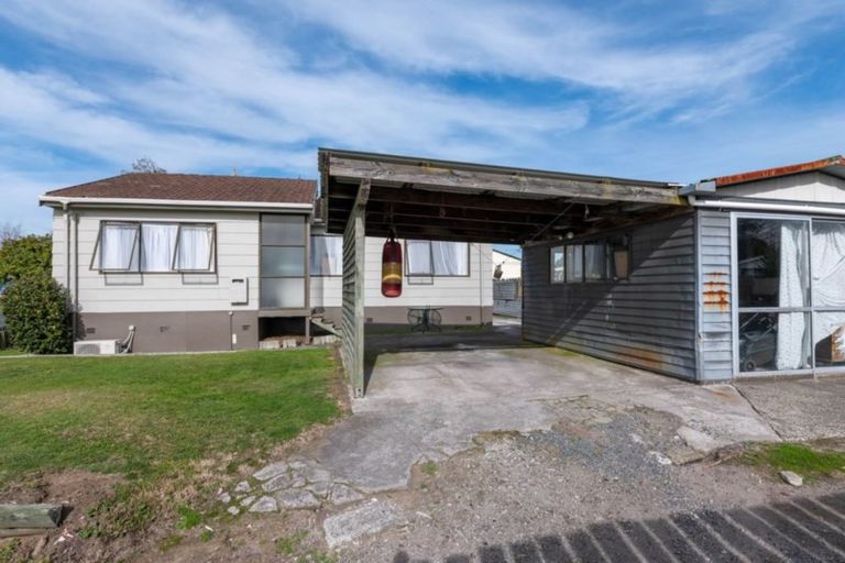 Photo of property in 56a Pohutukawa Drive, Owhata, Rotorua, 3010