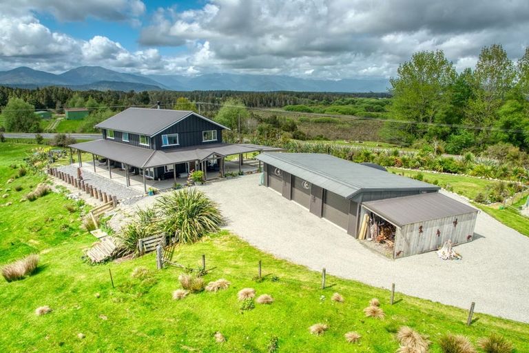 Photo of property in 147 Lake Kaniere Road, Blue Spur, Hokitika, 7811