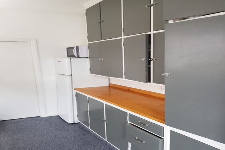 Photo of property in 871 High Street, Boulcott, Lower Hutt, 5011