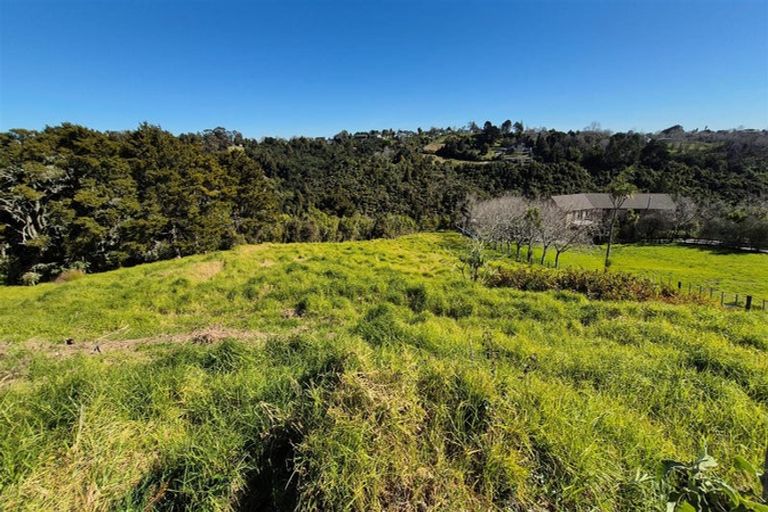 Photo of property in 375 Whitford Road, Whitford, Howick, 2571