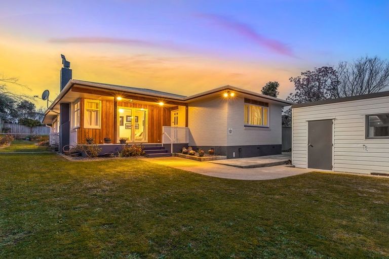 Photo of property in 27 Macarthur Street, Levin, 5510