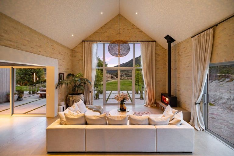 Photo of property in 2133 Gibbston Highway, Gibbston, Queenstown, 9371