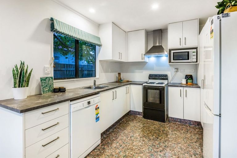 Photo of property in 45b Rose Street, Ranui, Porirua, 5024