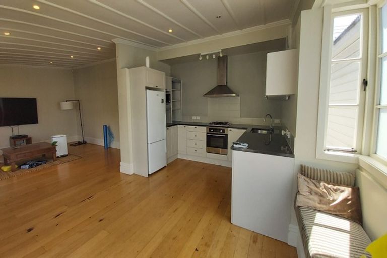 Photo of property in 31 Seafield View Road, Grafton, Auckland, 1023