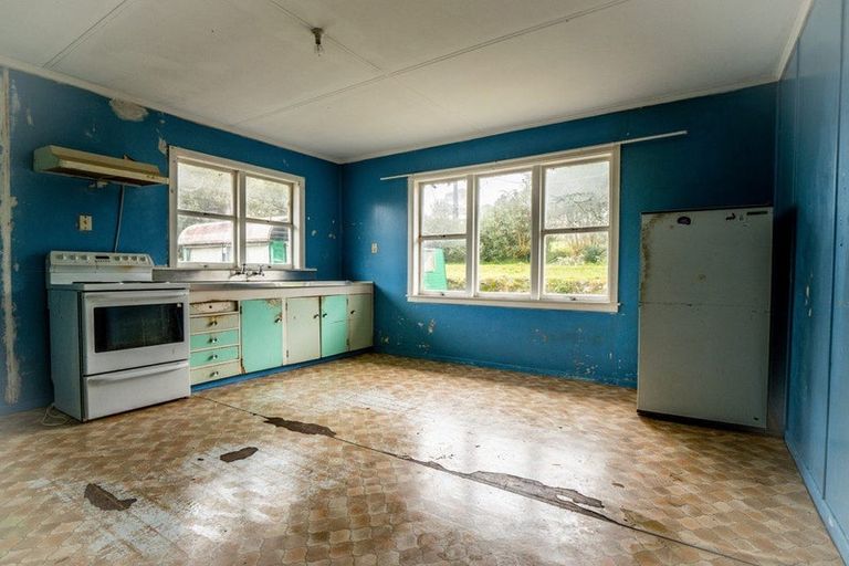 Photo of property in 32 Charles Street, Te Kamo, Whangarei, 0112