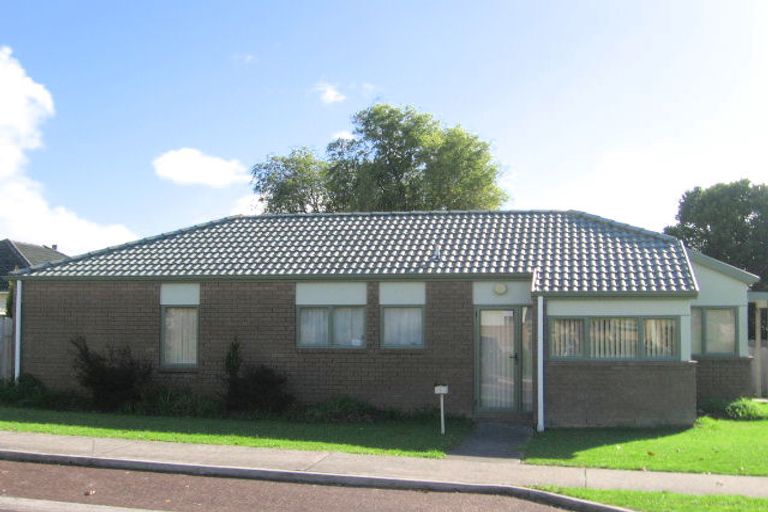 Photo of property in 2 Blueridge Close, Sunnyvale, Auckland, 0612