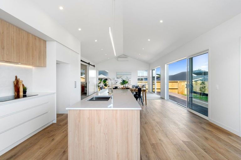 Photo of property in 18 Pinkerton Place, Ohauiti, Tauranga, 3112