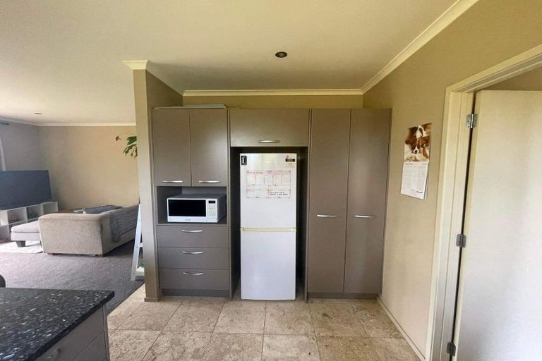 Photo of property in 310 Paremoremo Road, Paremoremo, Auckland, 0632